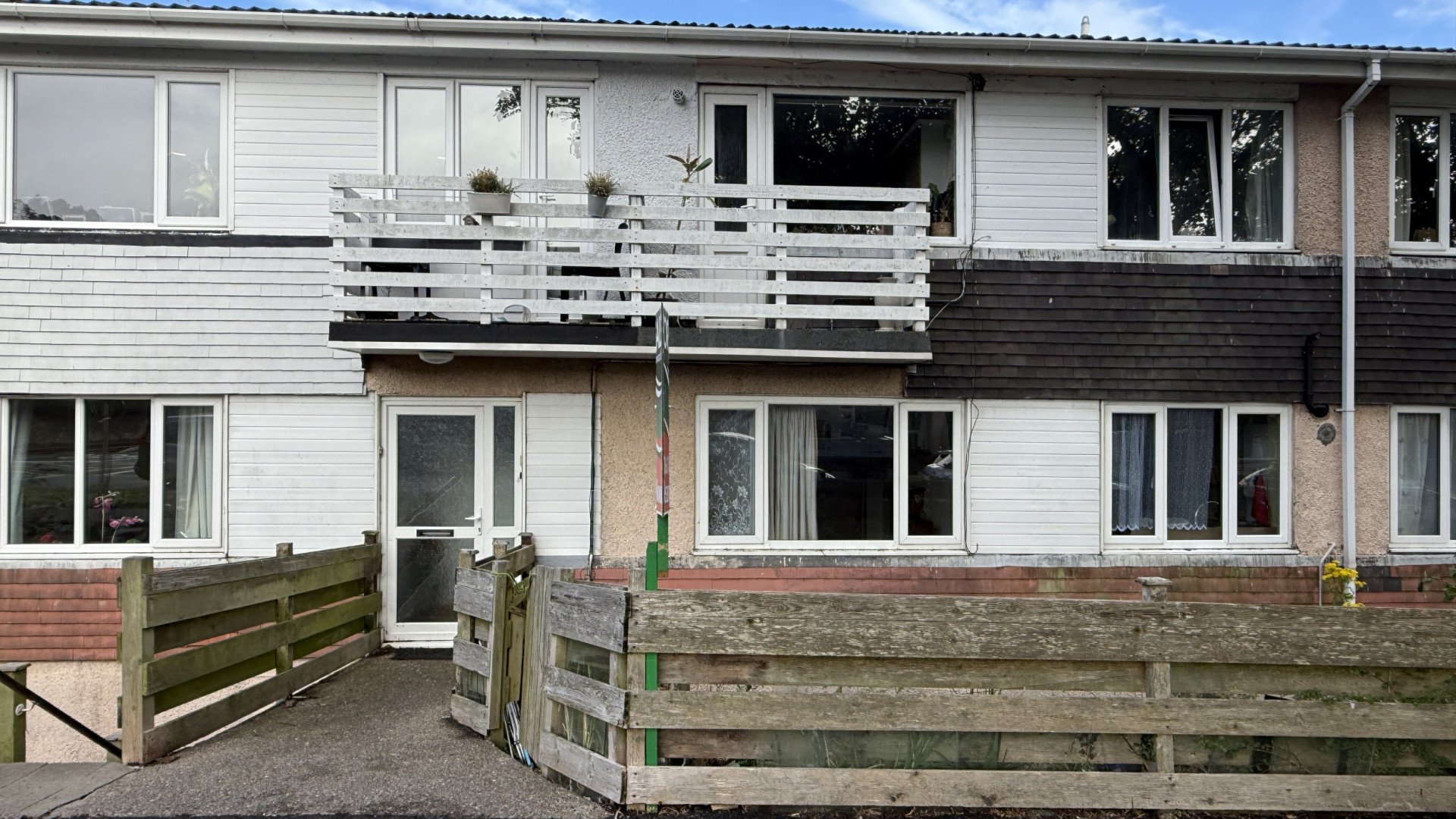 3 Carlton Grove, Ramsey, IM8 2JA. - Photo 1 of 11
