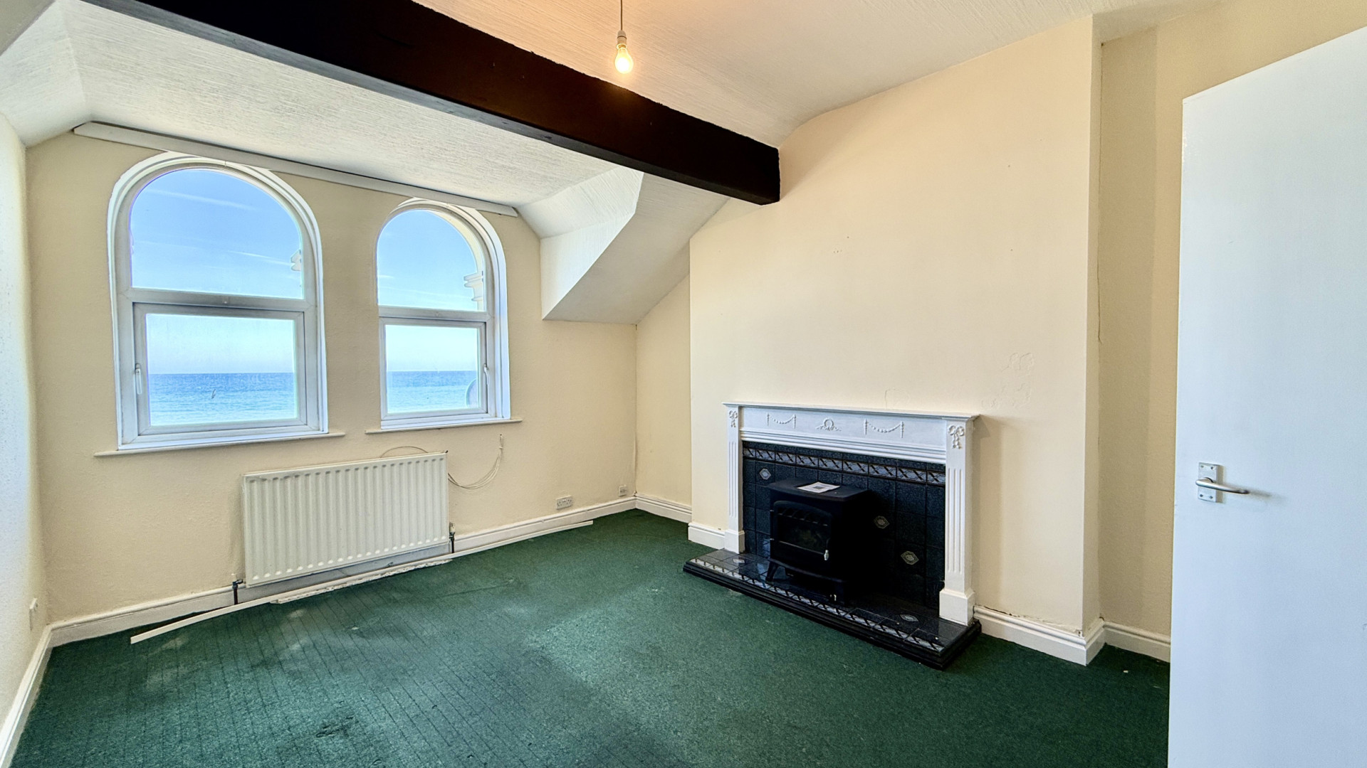 Flat 5, Viking House, Mooragh Promenade, Ramsey, IM8 3AG. - Photo 3 of 10
