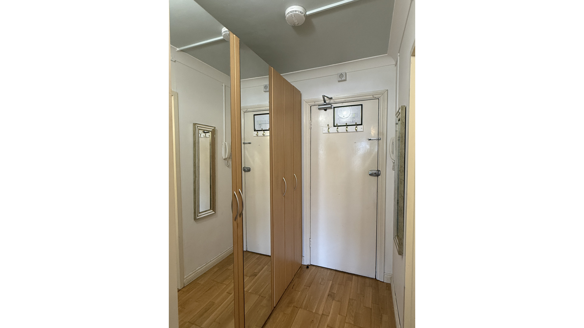 110 St Pauls Apartments, St Pauls Square, Ramsey, IM8 1LE. - Photo 3 of 7