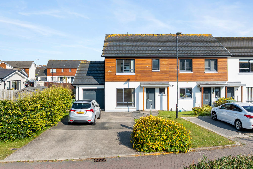 3 Cronk View Crescent, Ballakilley, Port Erin IM9 6DU. - Photo 1 of 18