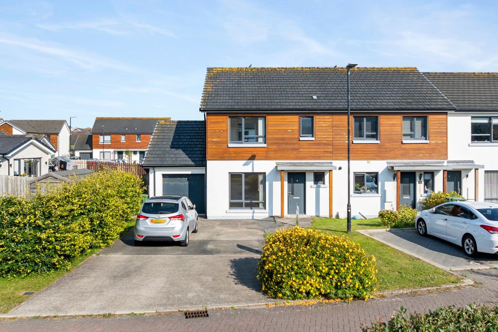 3 Cronk View Crescent, Ballakilley, Port Erin IM9 6DU.
