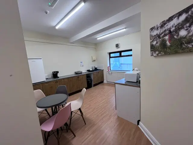 Unit 2, 26 Victoria Street, Douglas. - Photo 4 of 7