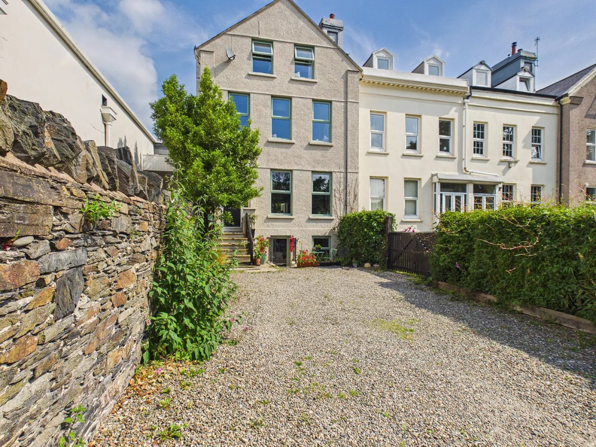 1 Belmont Terrace Jurby Road, Ramsey, Isle Of Man, Isle Of Man, IM8 3PG.