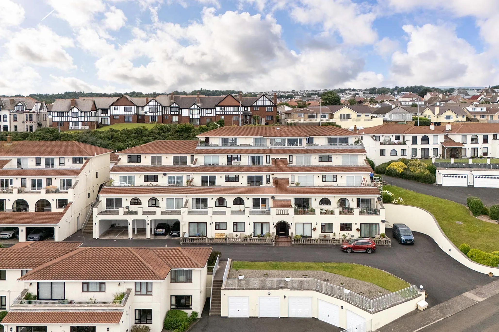 23 King Edward Bay Apartments, Sea Cliff Road, Onchan. - Photo 1 of 25