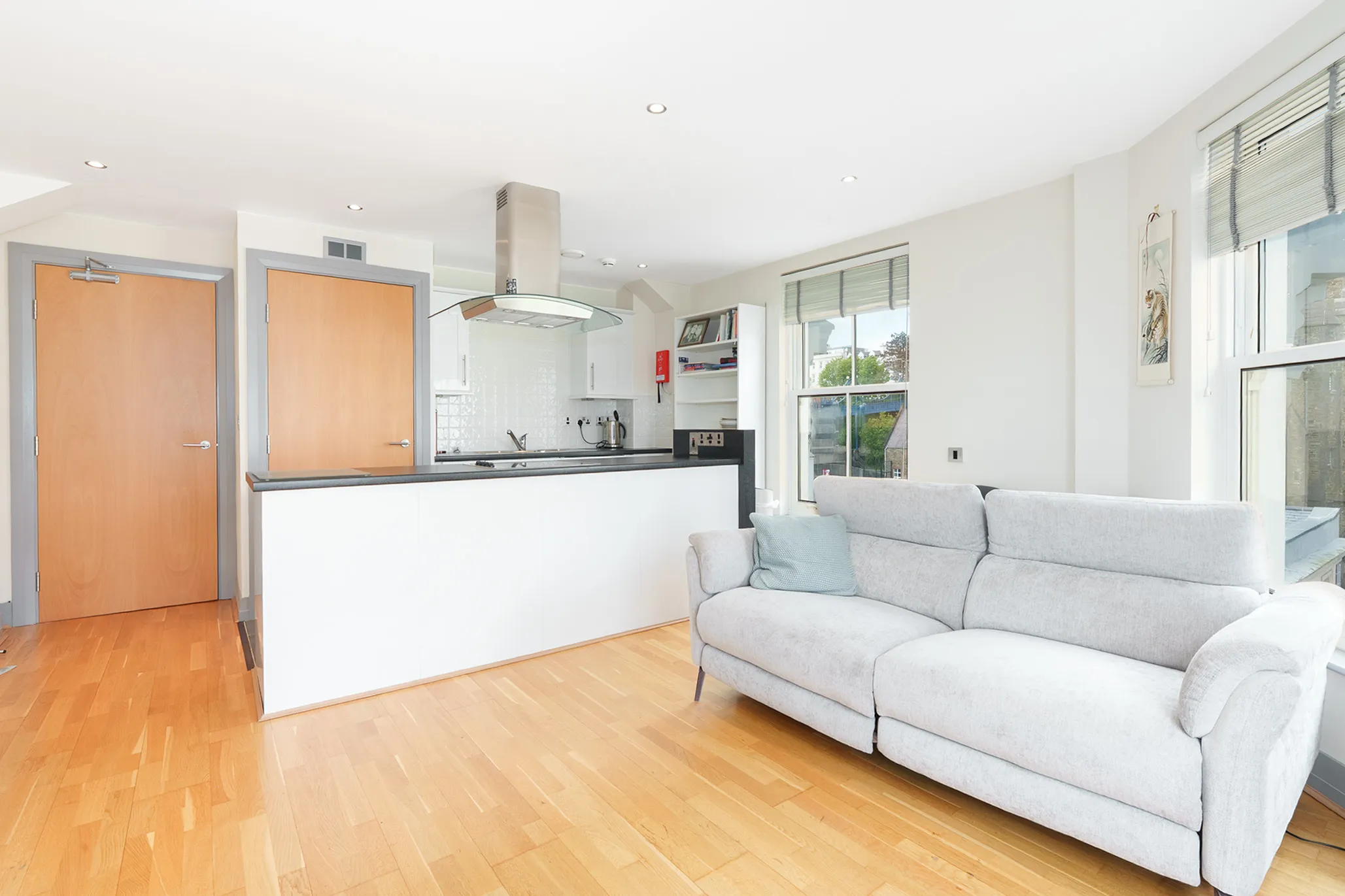 14 Rochester Court, Douglas. - Photo 5 of 15
