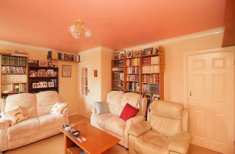 23 Balleigh Court, Ramsey IM8 3NQ. - Photo 2 of 21