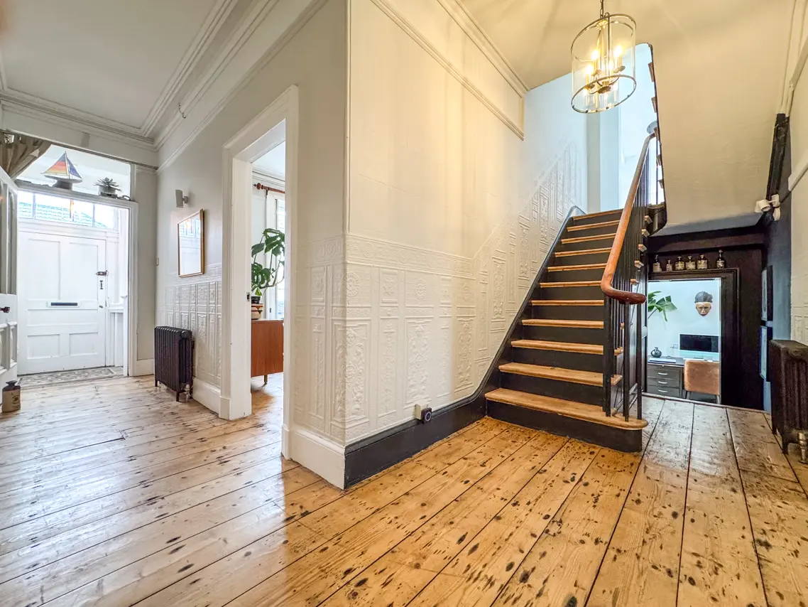 5 Victoria Terrace, Douglas. - Photo 2 of 46