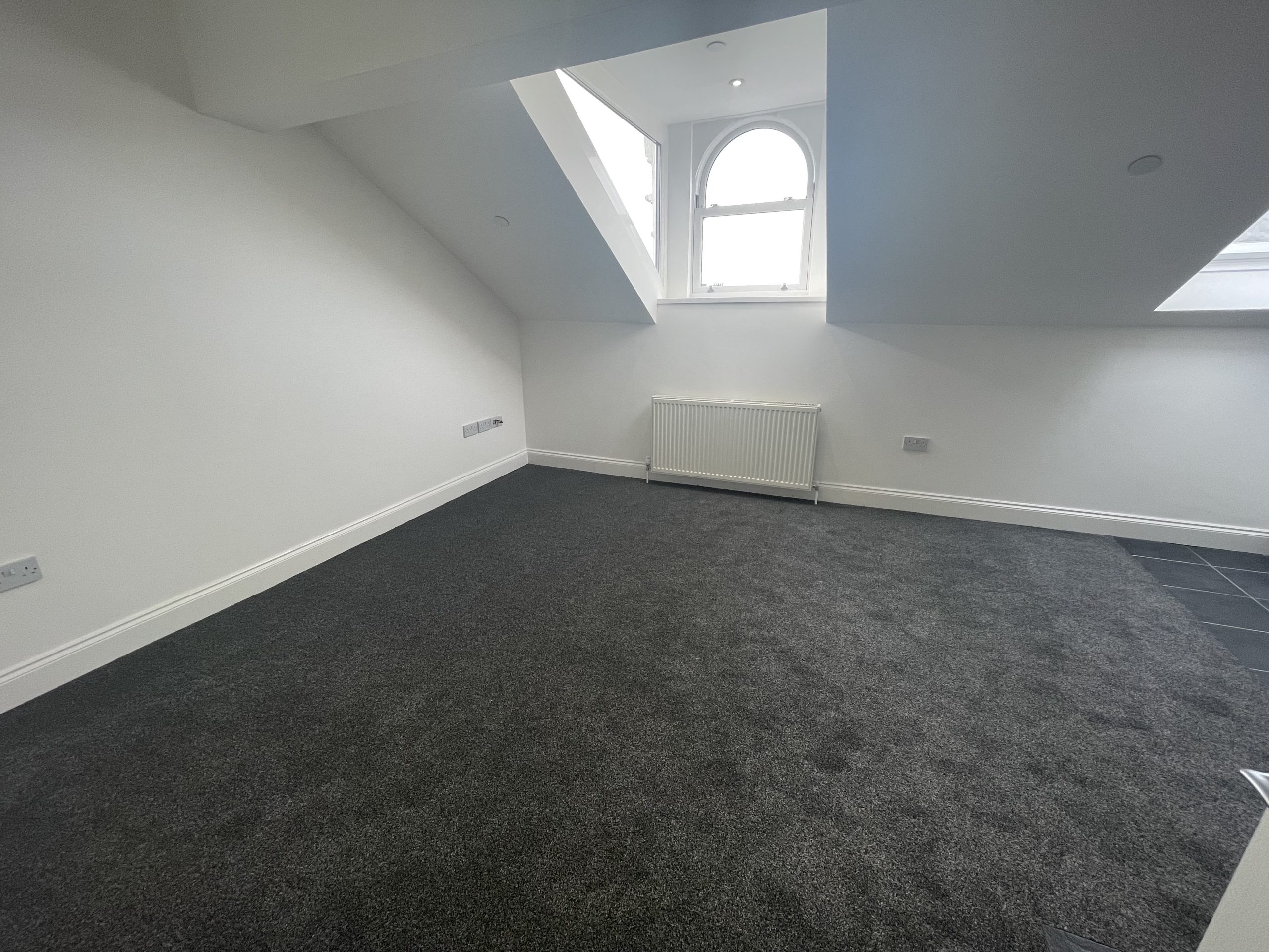 102 Bucks Road, Douglas, Isle of Man, IM1 3AQ. - Photo 3 of 8