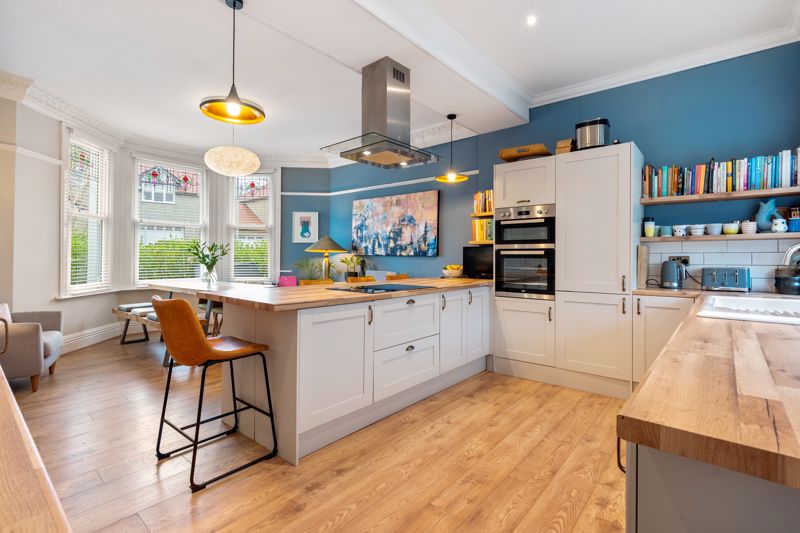 Perth House, 27 Falkland Drive, Onchan IM3 1EG. - Photo 5 of 25