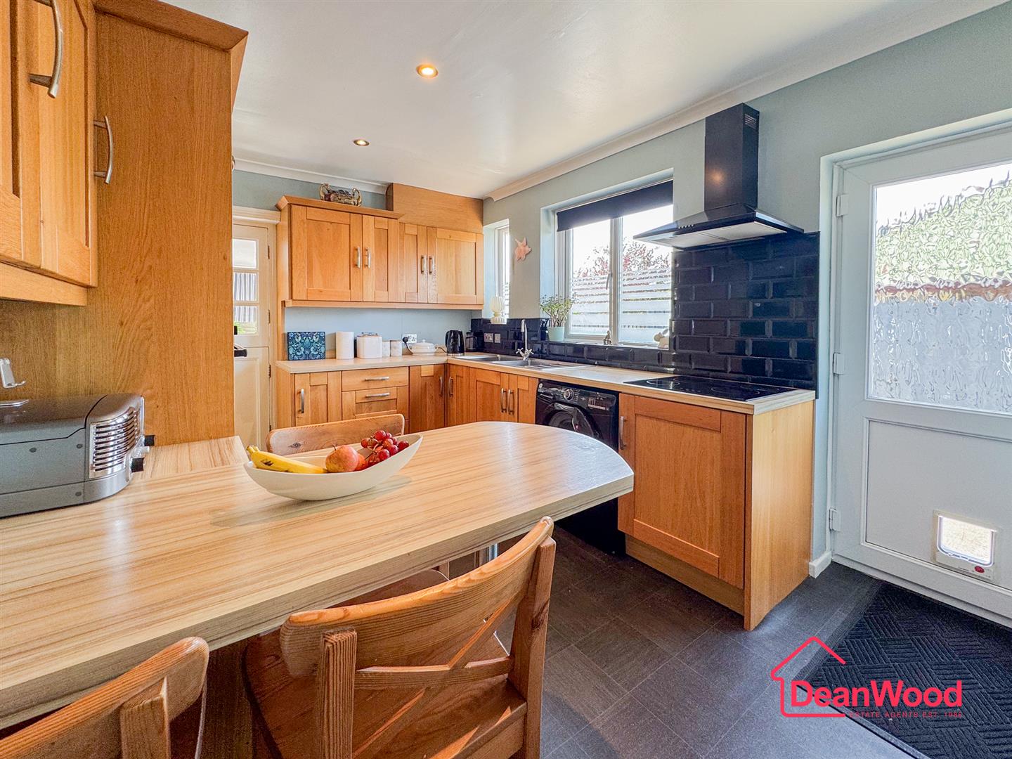 3 Walpole Close, Ramsey. - Photo 5 of 23
