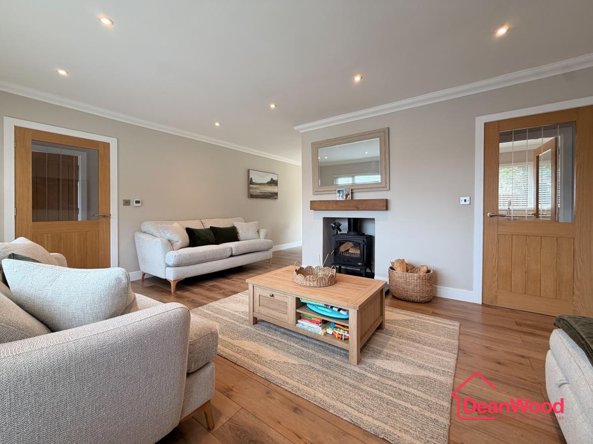 2 Lezayre Park, Ramsey, Isle Of Man. - Photo 4 of 34