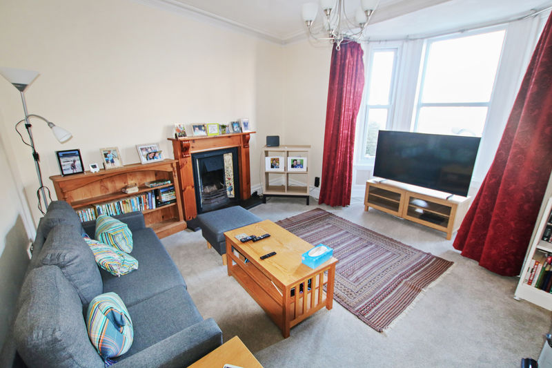 17 Victoria Road, Port St Mary IM9 5AF. - Photo 4 of 18