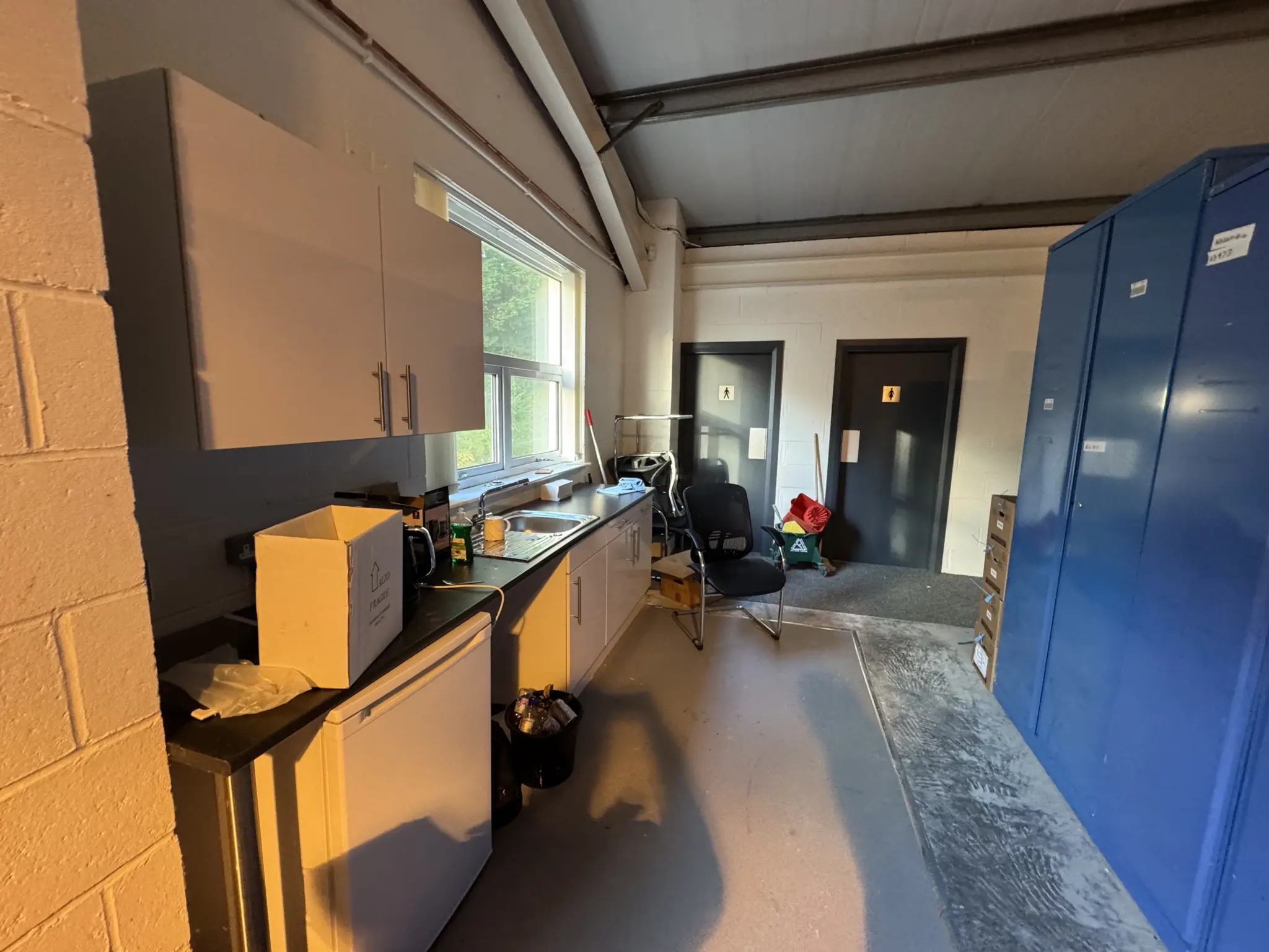First Floor, Unit 30K, Snugborough Trading Estate, Braddan. - Photo 5 of 5
