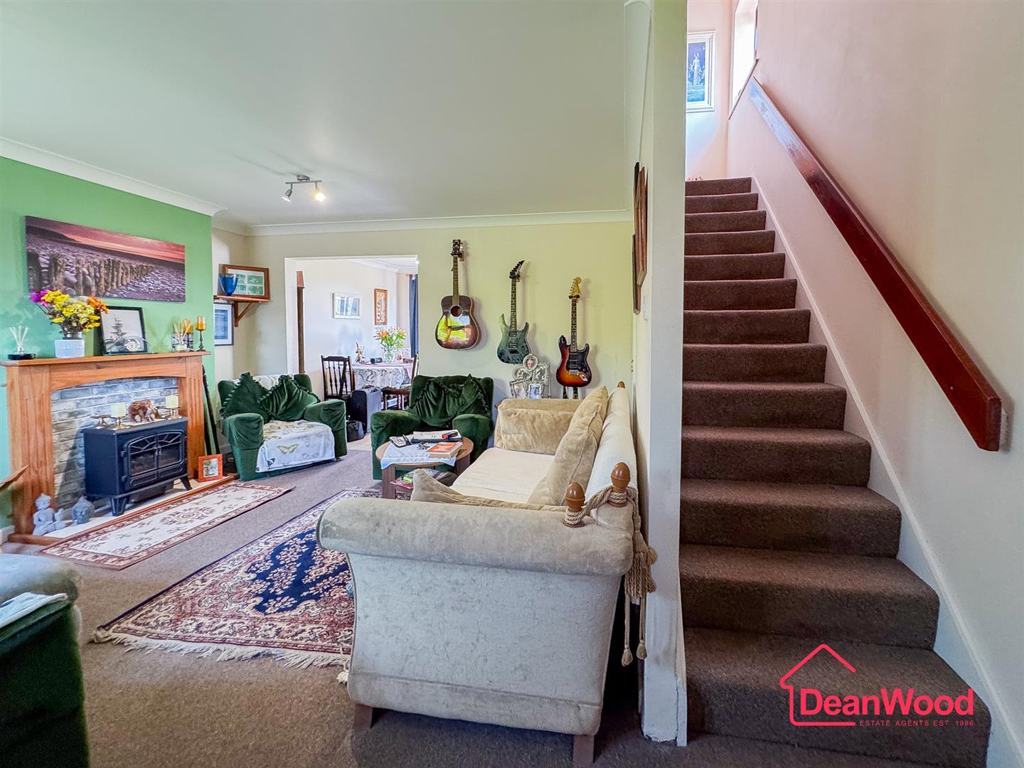 18 Close Cowley, Douglas, Isle Of Man. - Photo 3 of 19