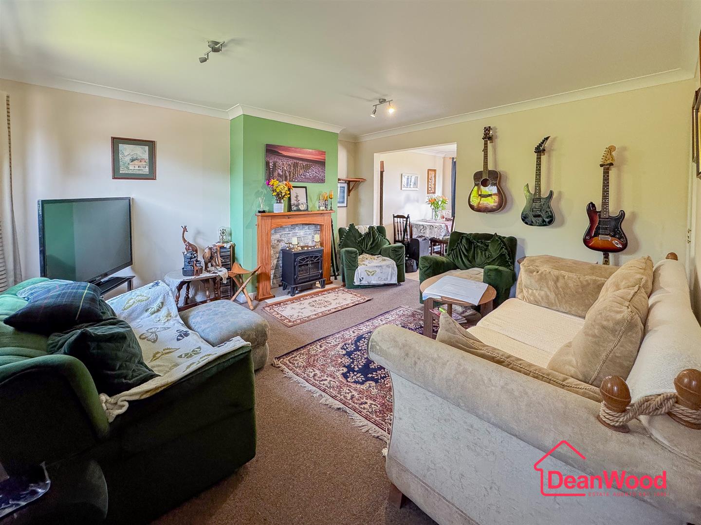 18 Close Cowley, Douglas, Isle Of Man. - Photo 4 of 19