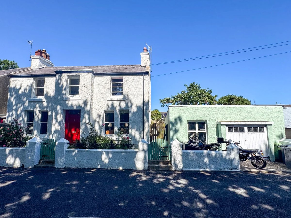 Brook Villa, Glen Road, Colby.