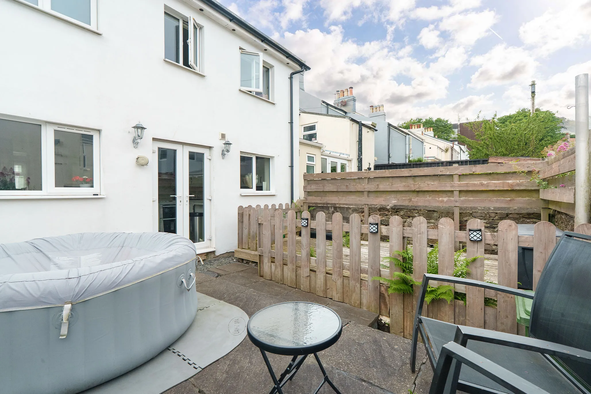 10 Church Avenue, Onchan. - Photo 2 of 13