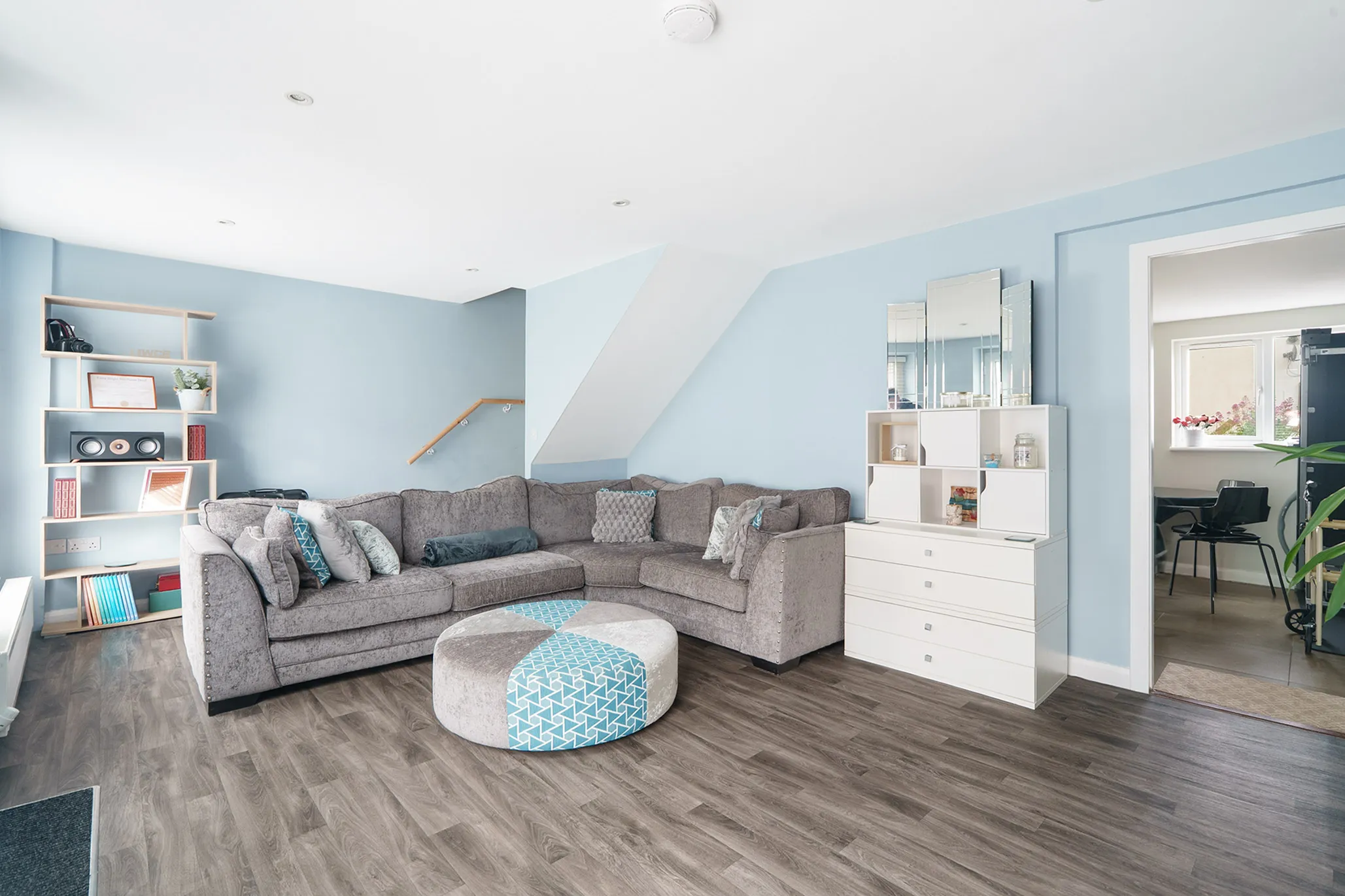 10 Church Avenue, Onchan. - Photo 3 of 13