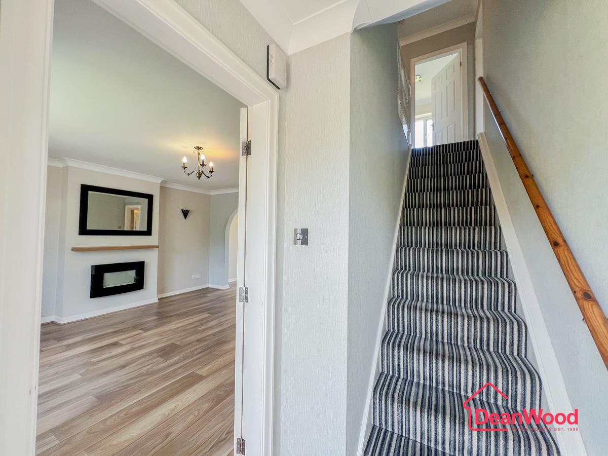 33 Ashberry Avenue, Saddlestone, Isle of Man, Braddan. - Photo 5 of 30