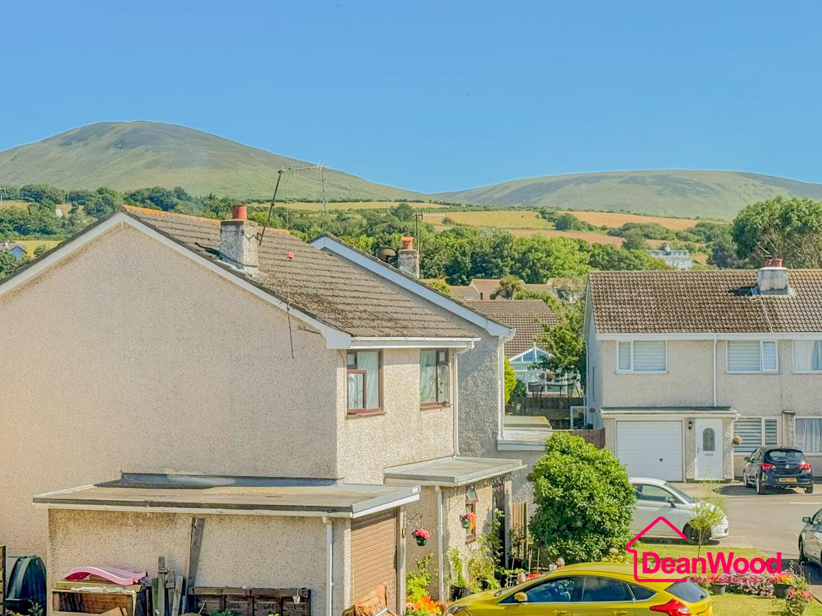 3 Slieau Curn Park, Kirk Michael, Isle Of Man. - Photo 4 of 22