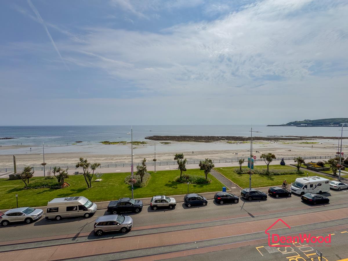 22 Piccadilly Court, Queens Promenade, Douglas, Isle Of Man. - Photo 3 of 15