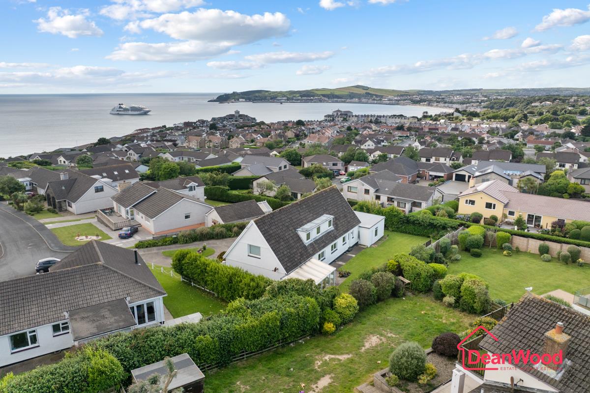 14 Links View, Onchan, Isle of Man. - Photo 2 of 39