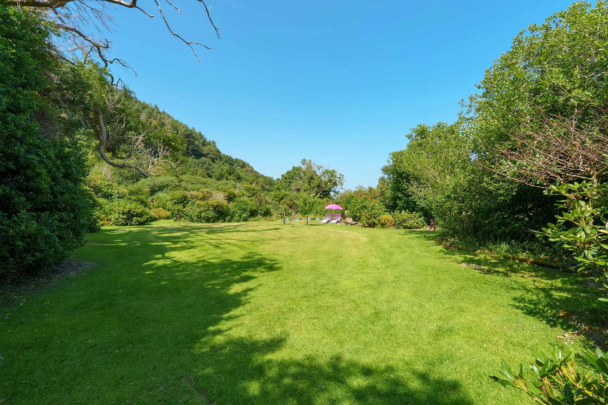 The Croft, Glen Auldyn, Ramsey. - Photo 2 of 40