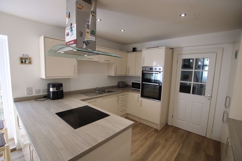 Windermere, Bay View Road, Port Erin IM9 6LF. - Photo 4 of 34