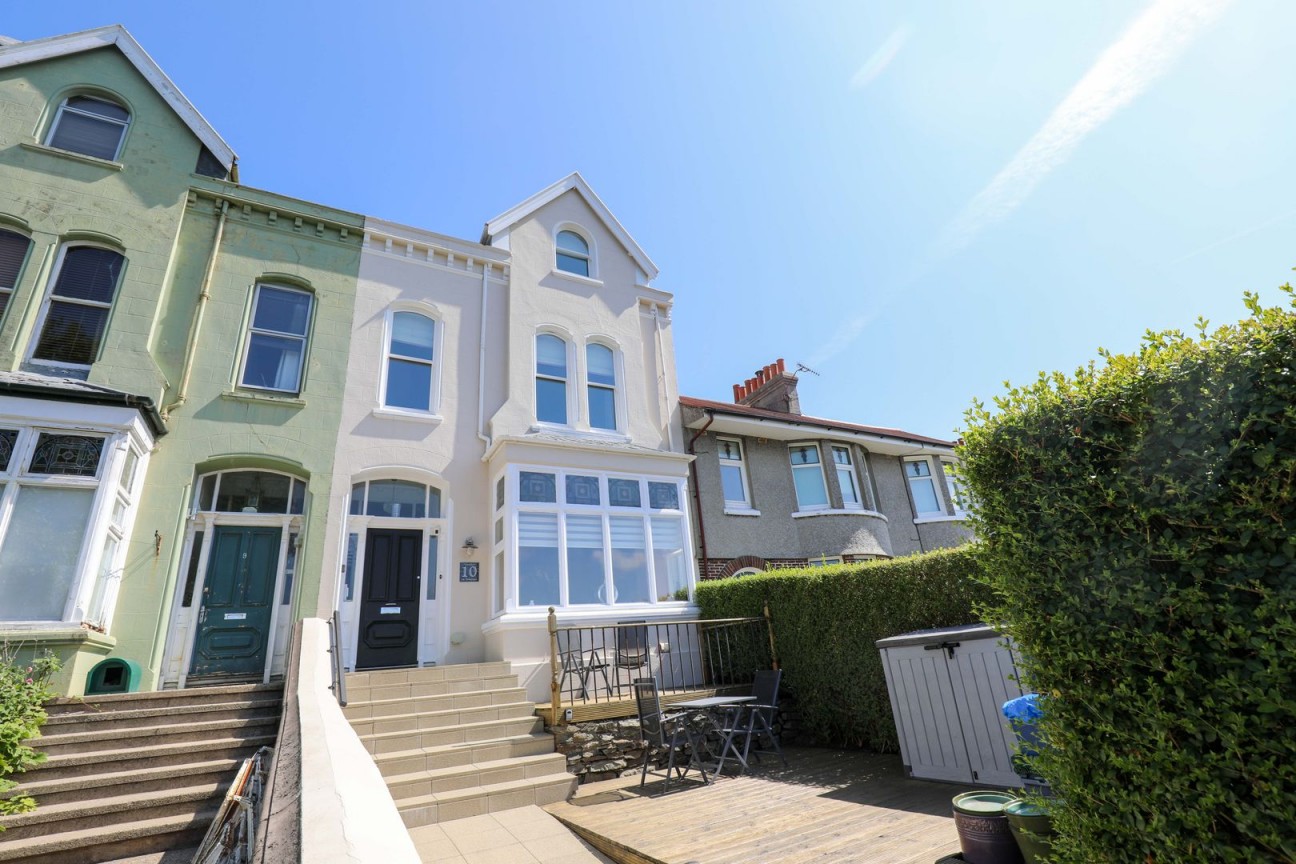 10, Somerset Road, Douglas, Isle Of Man, IM2 5AD. - Photo 1 of 35
