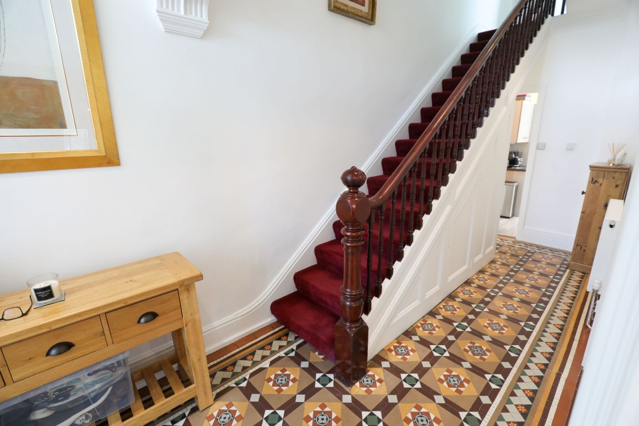 10, Somerset Road, Douglas, Isle Of Man, IM2 5AD. - Photo 4 of 35