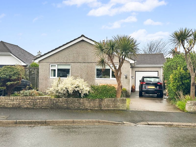 11 The Meadows, Kirk Michael IM6 1EU. - Photo 1 of 15