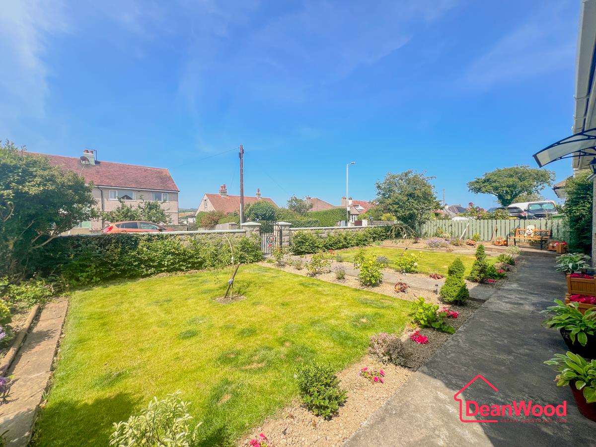 17 Groudle Road, Onchan, Isle of Man. - Photo 2 of 27