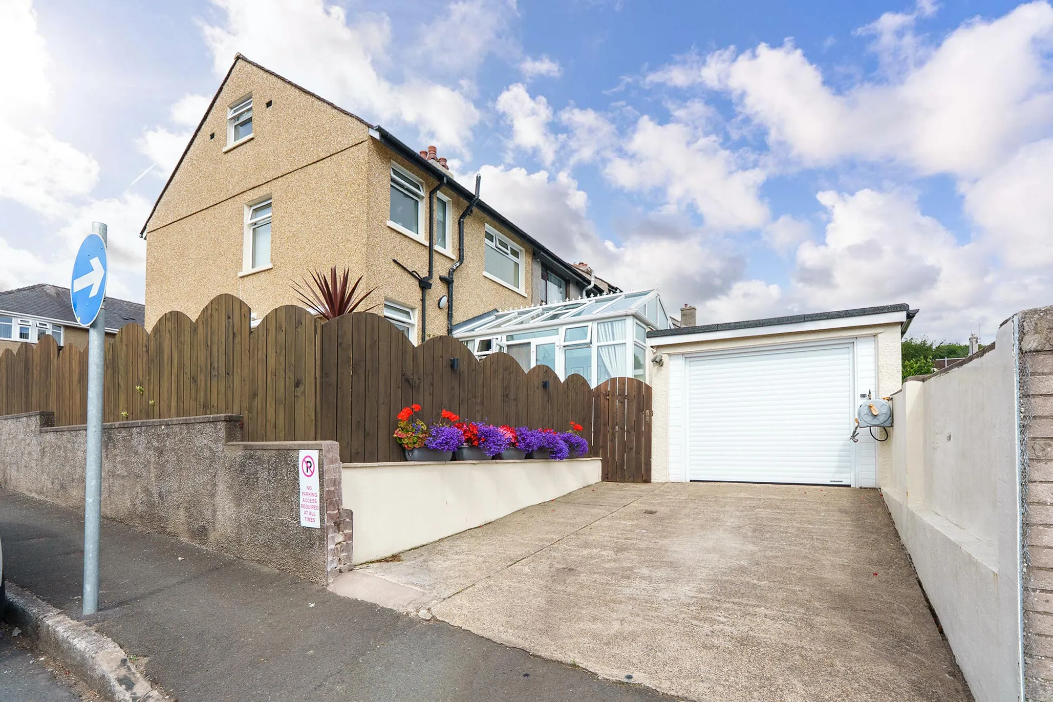 2 Elm Drive, Onchan. - Photo 3 of 29