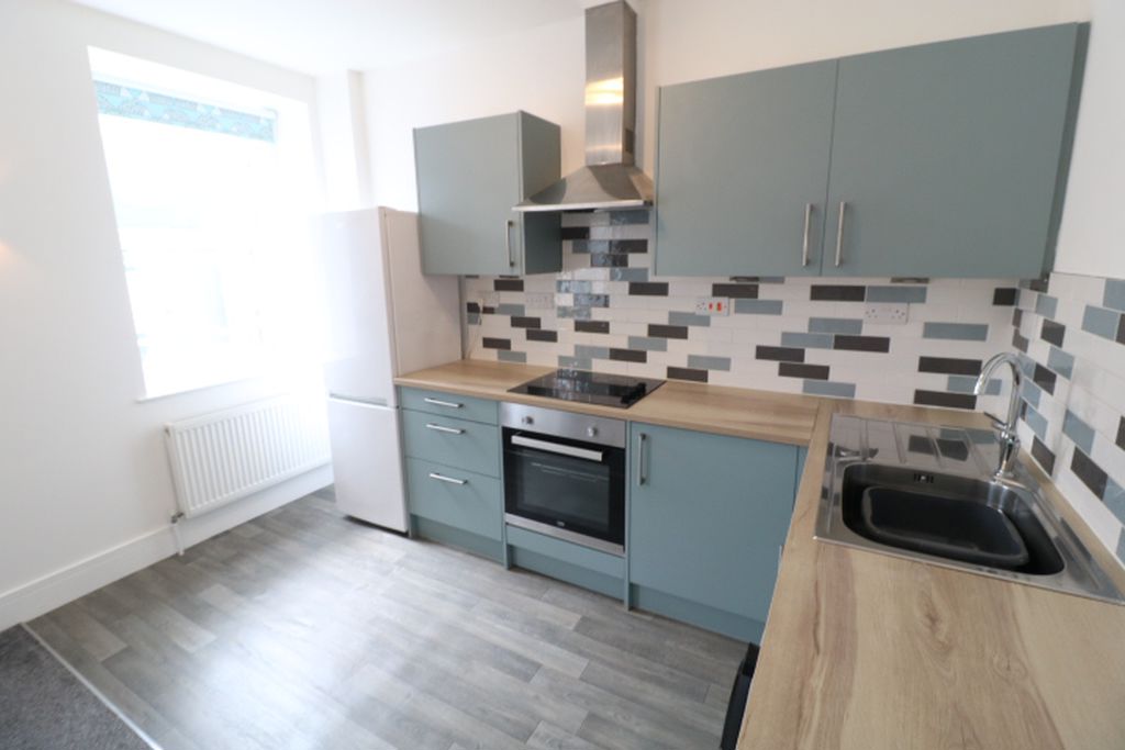 29 Castlemona Avenue, Douglas IM2 4EA. - Photo 5 of 18