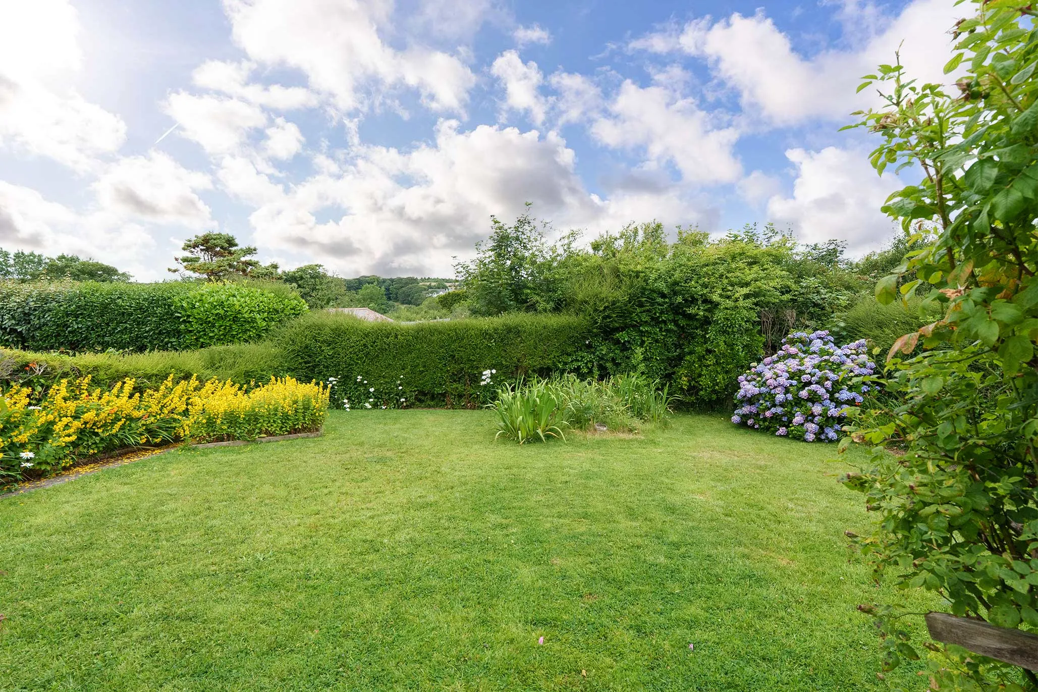 Zenobia, Ellenbrook Avenue, Douglas. - Photo 3 of 23