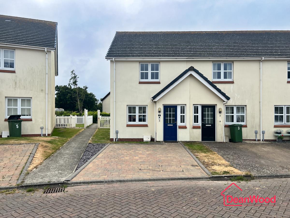 4 Mcleods Field, Peel, Isle Of Man. - Photo 1 of 24