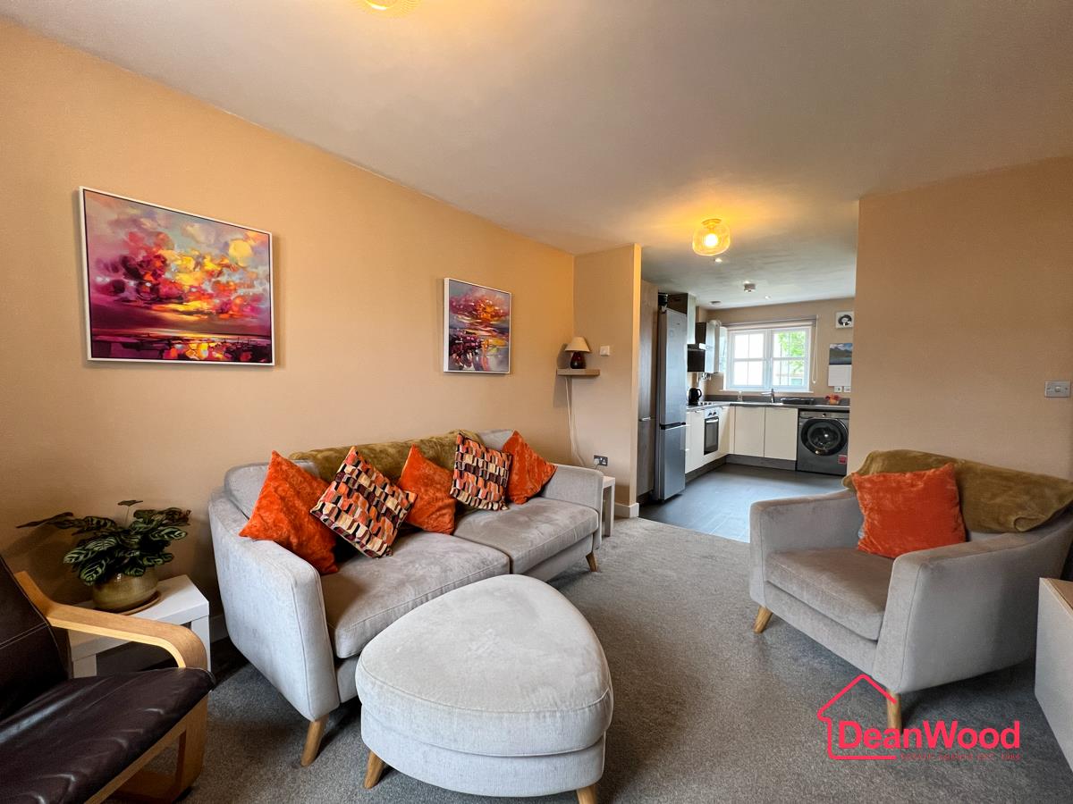 4 Mcleods Field, Peel, Isle Of Man. - Photo 3 of 24