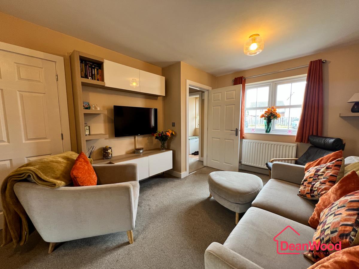 4 Mcleods Field, Peel, Isle Of Man. - Photo 4 of 24