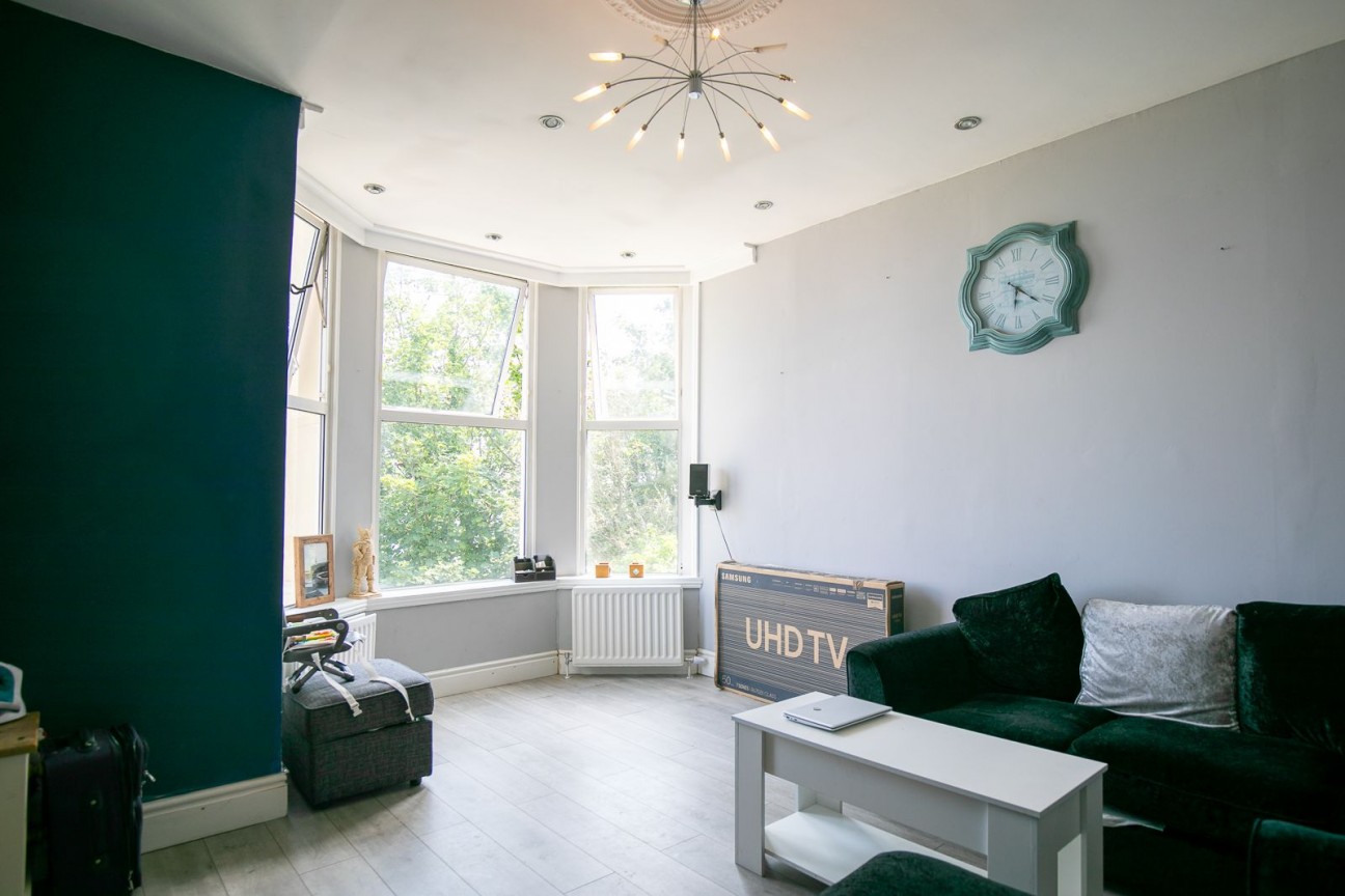 Flat 1, 1-2, Woodville Terrace, Douglas, IM2 4HA. - Photo 3 of 22