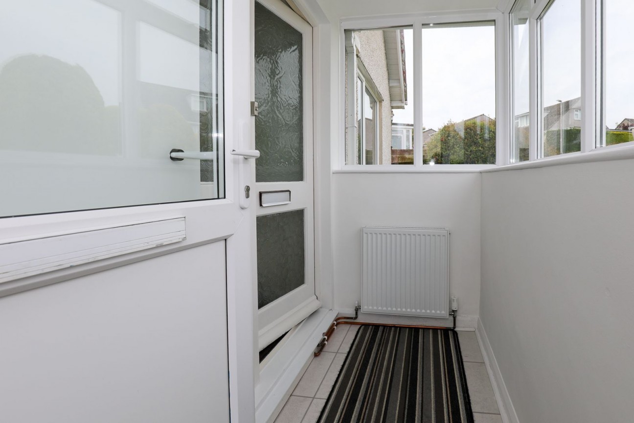 40, Mount View Road, Onchan, IM3 4BT. - Photo 3 of 20