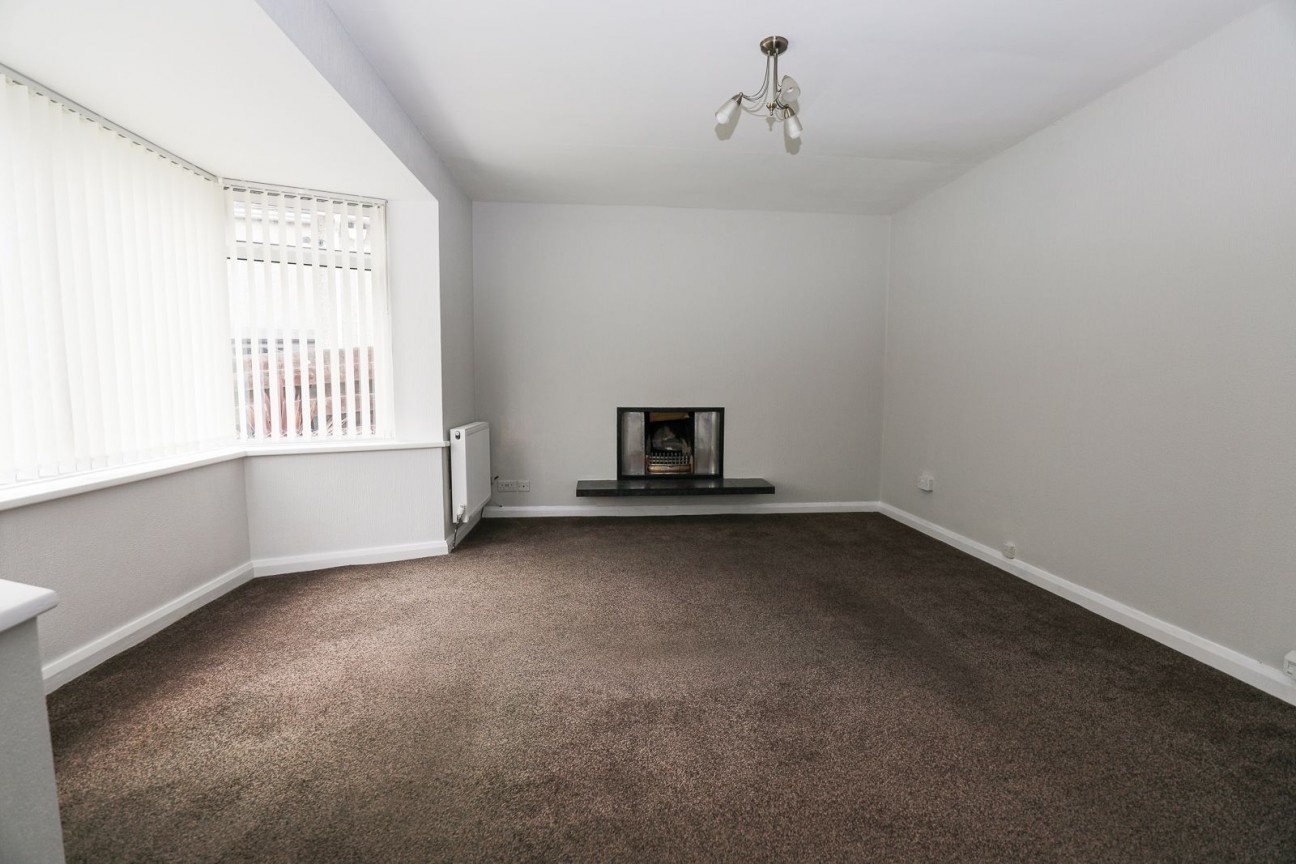 40, Mount View Road, Onchan, IM3 4BT. - Photo 5 of 20