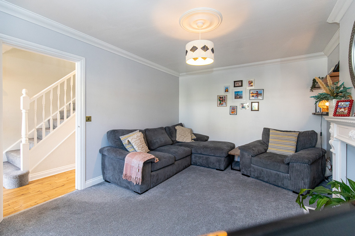 Ramsey Road, Isle Of Man, IM5 1, Peel. - Photo 5 of 42