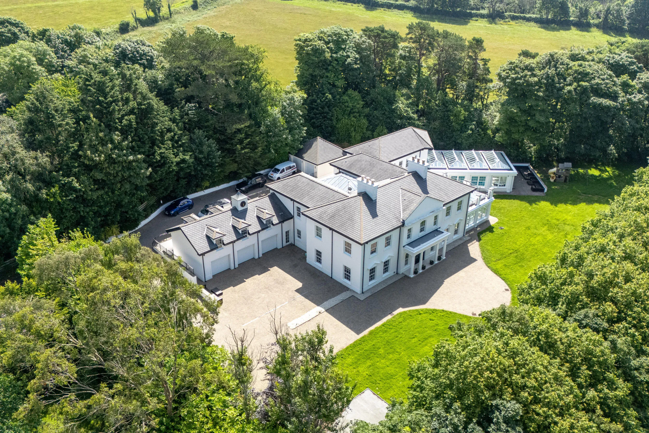 Modena House, Ballanard Road, Douglas. - Photo 3 of 52