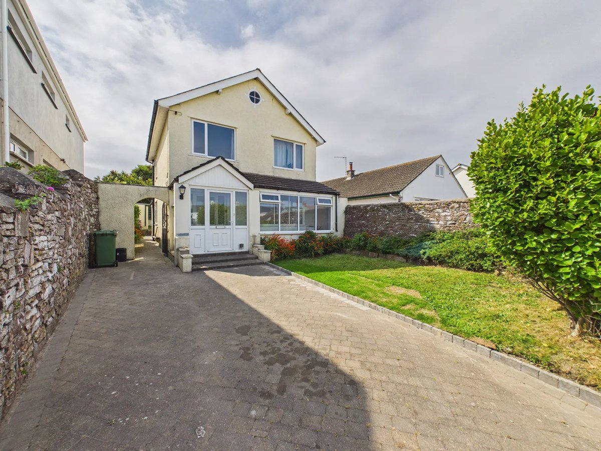 Yn Fea Peveril Road, Peel, Isle Of Man, Isle Of Man, IM5 1PJ.