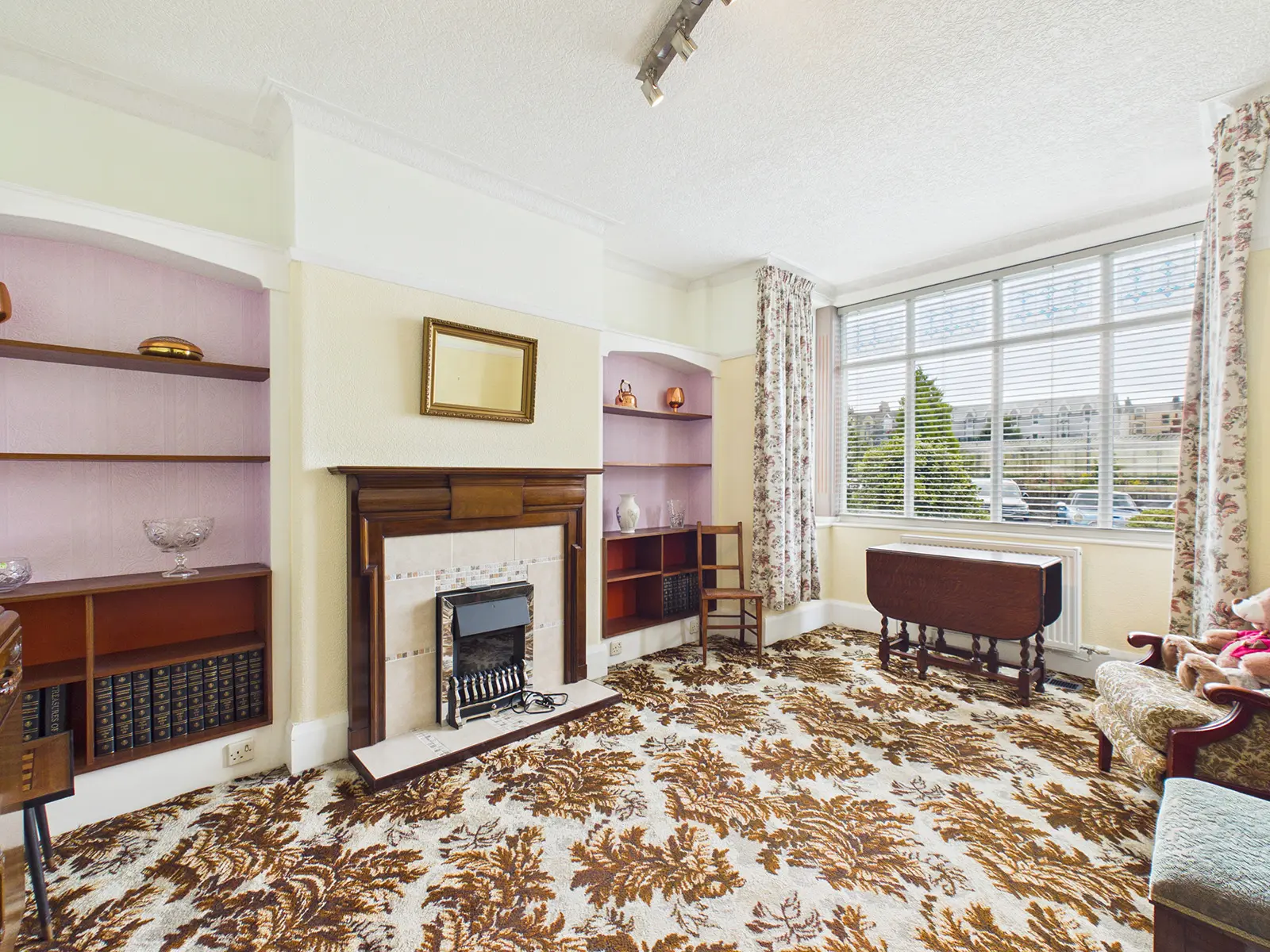 33 Kensington Road, Douglas, Isle Of Man, Isle Of Man, IM1 3EW. - Photo 2 of 23