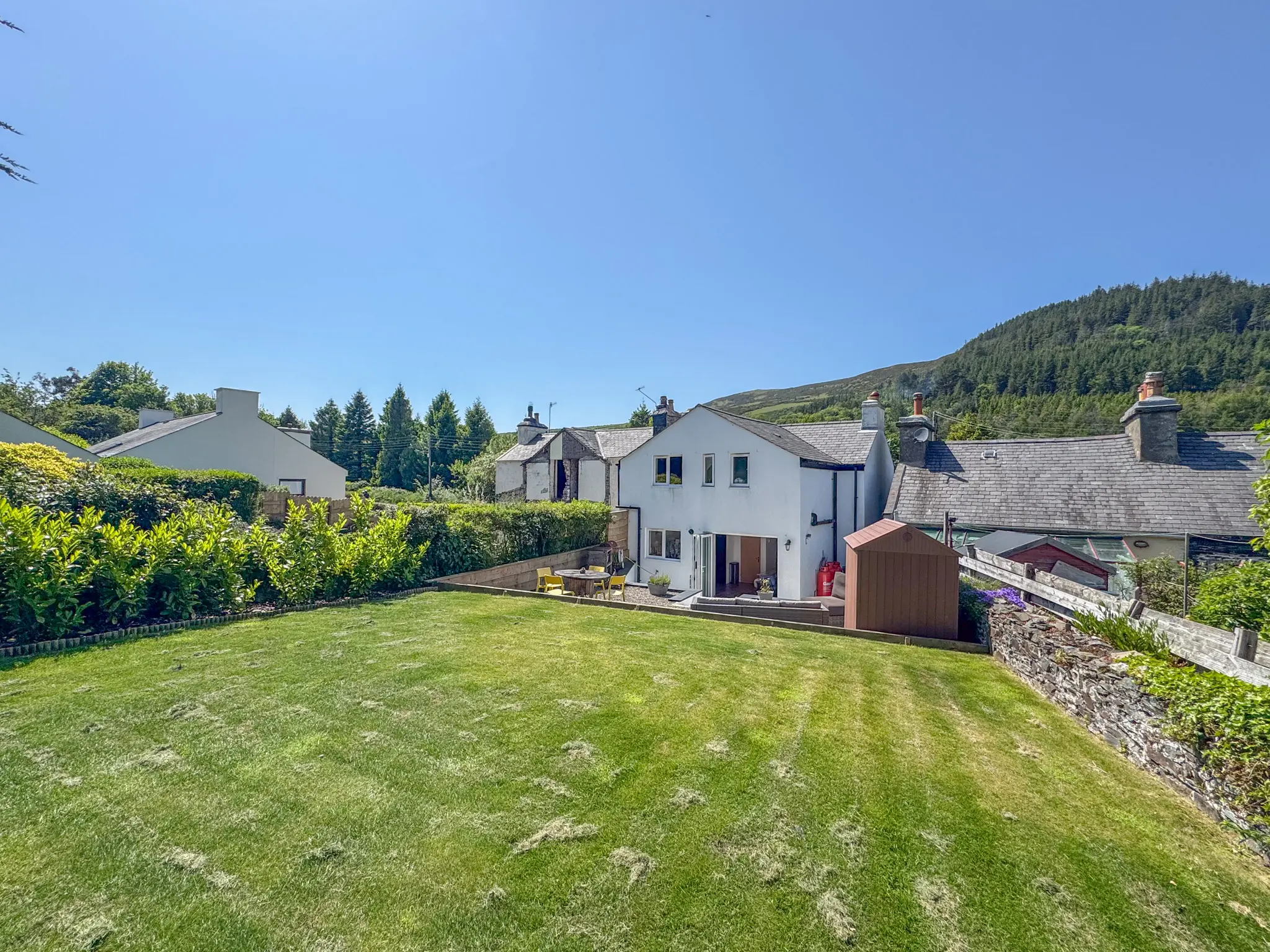 Pine View, The Hope, St Johns. - Photo 1 of 22