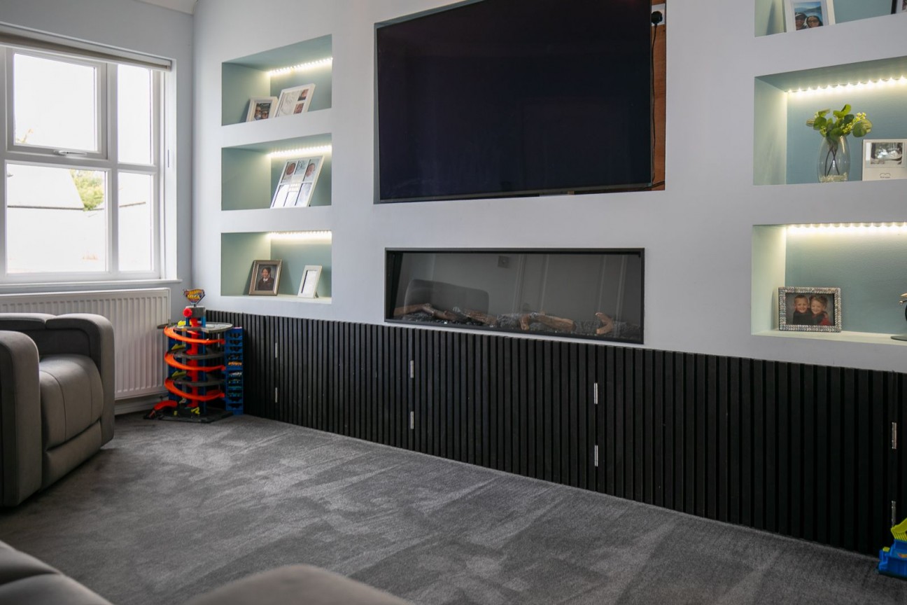 32, Murrays Lake Drive, Isle of Ma, IM4 2HY, Santon. - Photo 5 of 25
