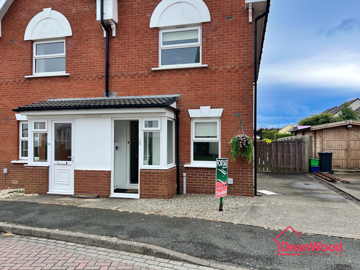 20 Berry Woods Avenue, Douglas, Isle Of Man. - Photo 2 of 19