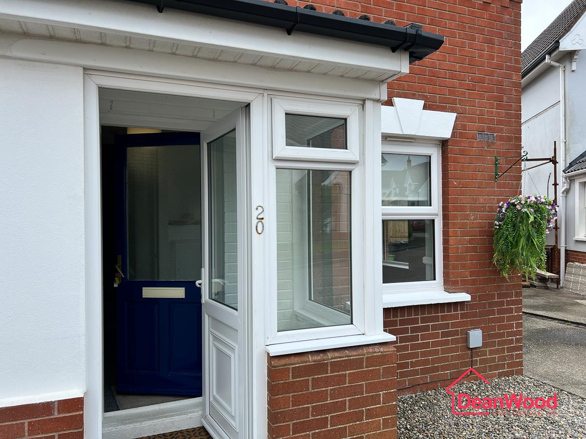 20 Berry Woods Avenue, Douglas, Isle Of Man. - Photo 3 of 19