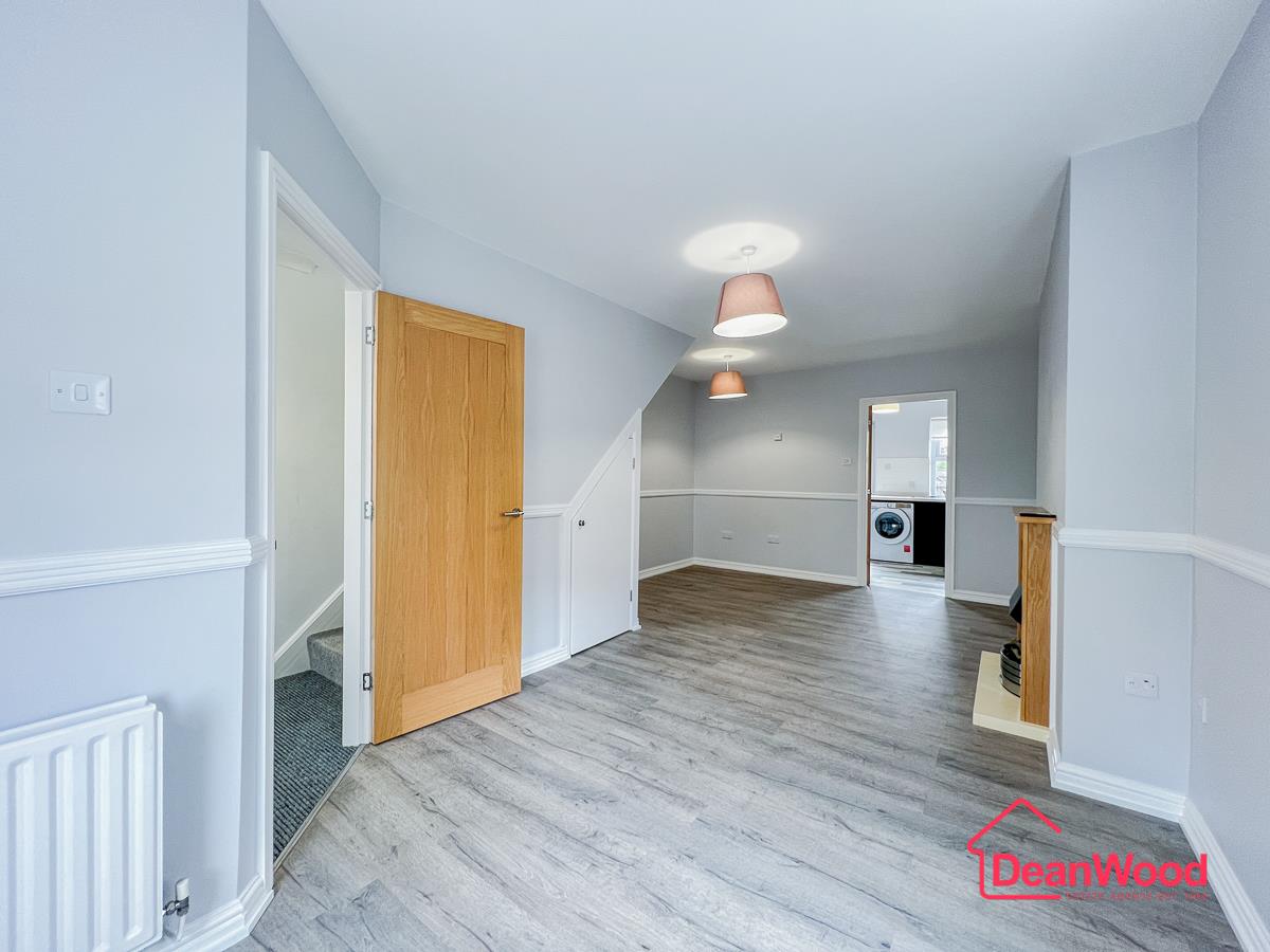 20 Berry Woods Avenue, Douglas, Isle Of Man. - Photo 5 of 19